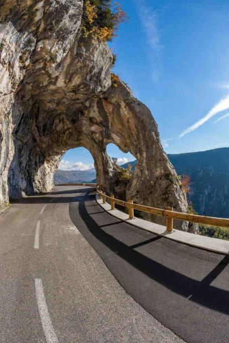 Greolieres: Superbe Studio Avec Vue Montagne Luaran gambar